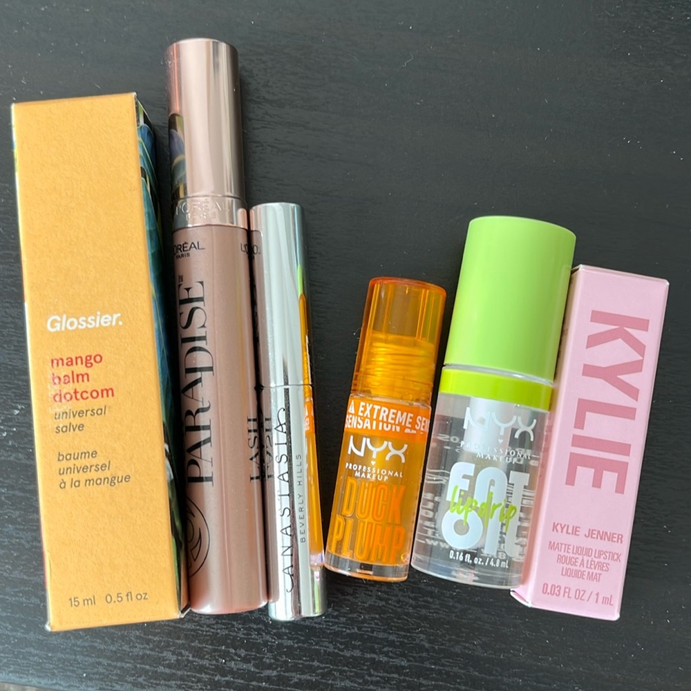 Brand new beauty bundle
